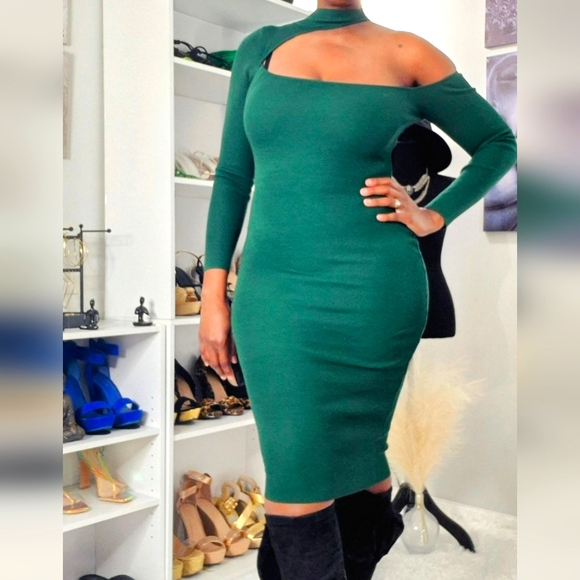 Green Midi Sweater Dress - Picture 1 of 2